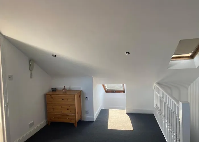 Studio Flat